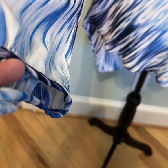 A.N.A Blouse - Picture 3 of 4